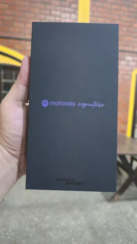 Motorola Signature 5G