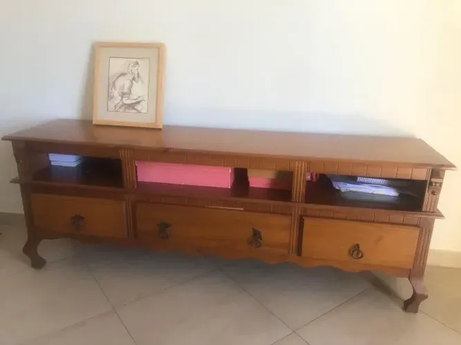 Rack para sala estilo clássico de madeira verdadeira