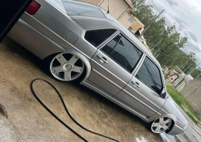 Volkswagen Santana 1.8 MI (álcool) 2001