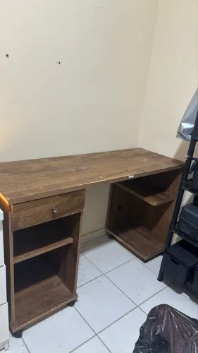 Mesa de estudo escrivaninha