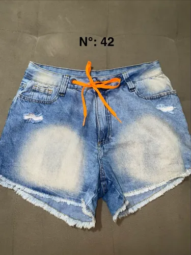 Short jeans (Tamanho 42)