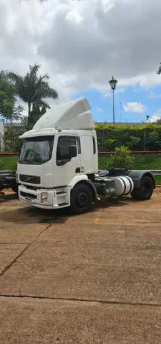 CAMINHÃO VOLVO/VM 310 4X2T