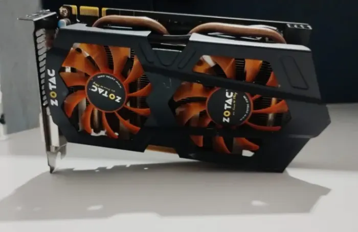 GTX 660 2GB GDDR5 192Bits