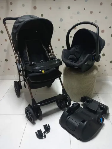 Carrinho de Bebê + Bebê Conforto com Base | Galzerano Milano