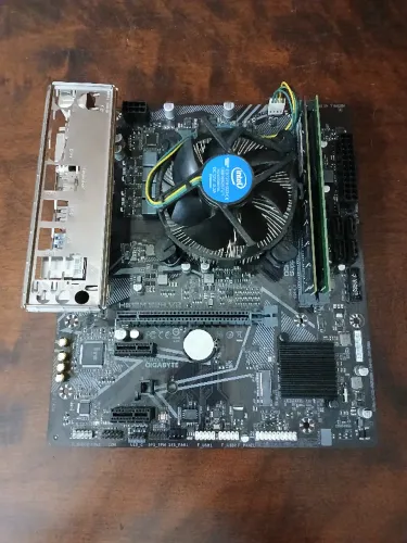 Kit Intel I3 10100 + H510 + 16gb
