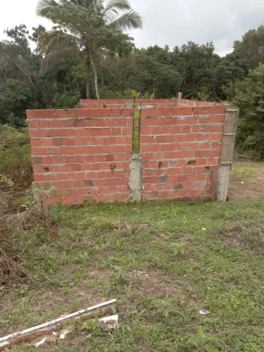 Terreno com construção à venda - Camaçari/BA