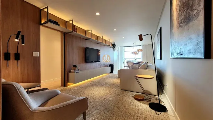 Apartamento à venda na Praia Brava de Itajaí-SC: 3 suítes e 2 vagas de garagem, 152,87 m².