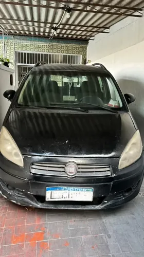 Fiat Idea Attractive 1.4 Fire Flex 8V 5P 2011