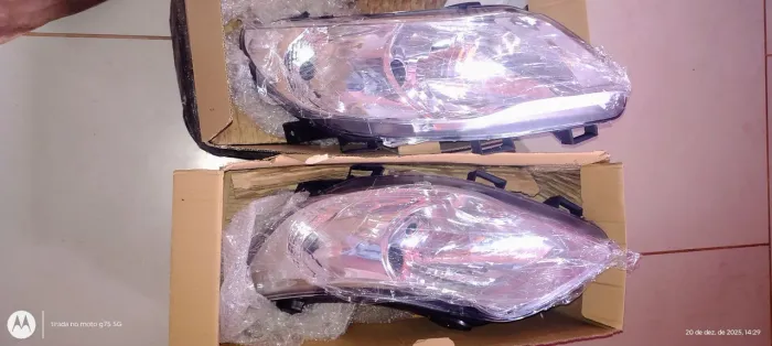 Vendo par de farol, para gol , Voyage e Saveiro g5