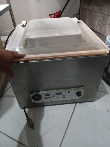 Máquina vácuo  chama no WhatsApp *58