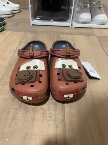 Crocs Tom Mater