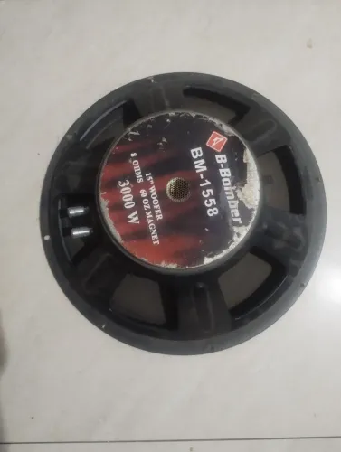 Auto falante de 15 pl 400 RMS 8 oms muito potente 220.00