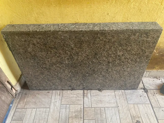 Bancada em granito 0,90 x 0,60