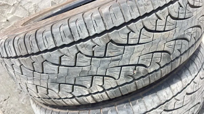 Pneu Aro 225/60-18