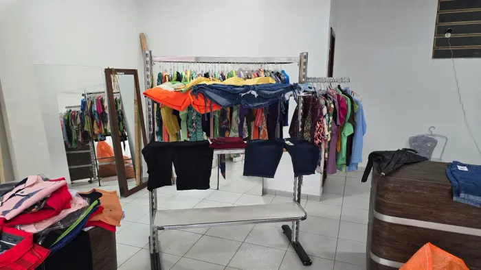 Mostruário com Prateleiras
