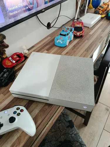 Xbox one slim 1TB