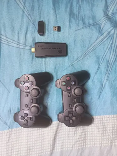 Videogame stick 10 mil jogos. 2 controles sem fio. Jogos retro