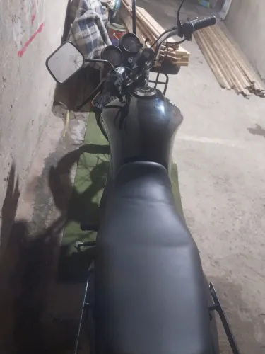 Troco por moto maio ou mais nova