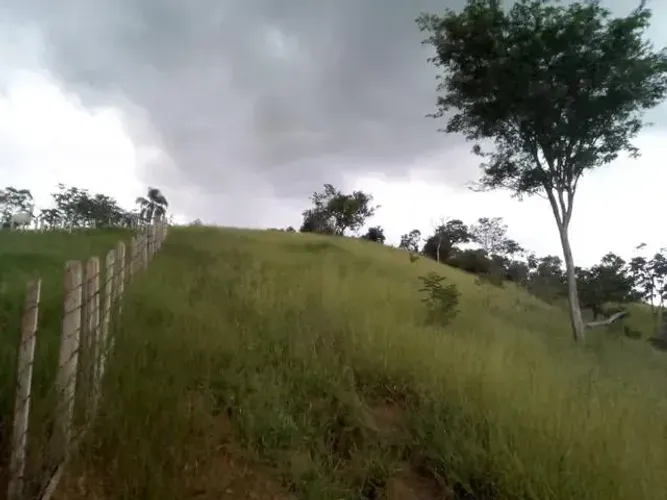 Terreno à venda, 4665 m² por R$ 320.000,00 - Freitas - São José dos Campos/SP