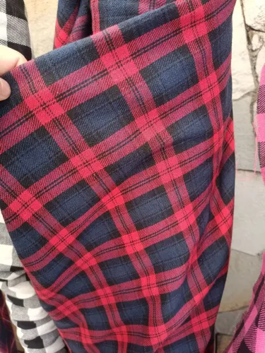 Tecido Flanela em metro xadrez vermelho com azul