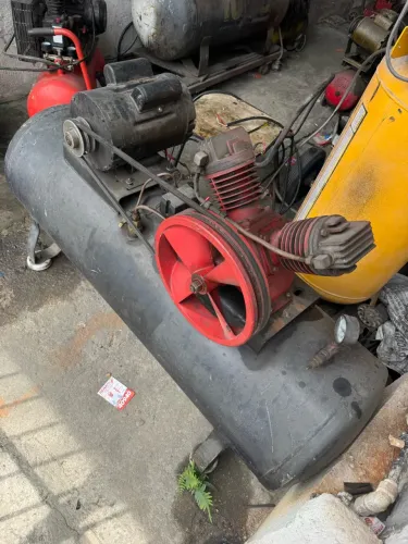 Compressor 10pes 180 litros