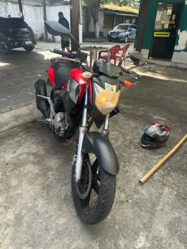 Fazer 250 - Ano 2012