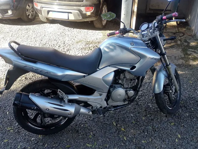Moto excelente