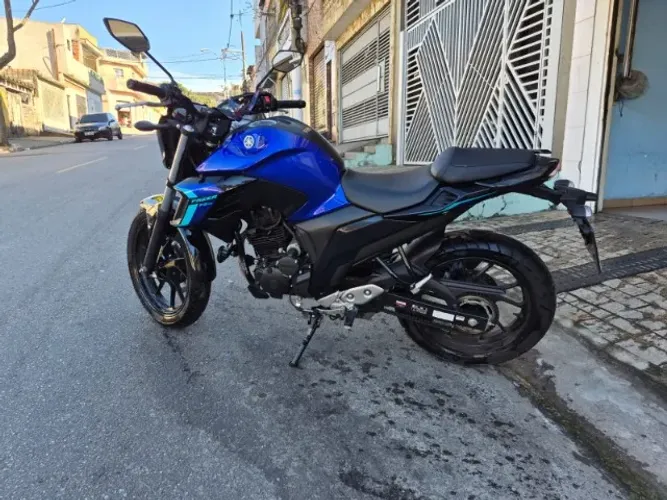 Fazer FZ25 abs 2024