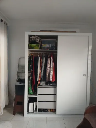 Guarda roupa