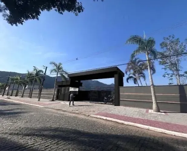 TERRENO EM VARGEM PEQUENA COM RGI - PRÓXIMO DE TODOS OS COMÉRCIOS 
