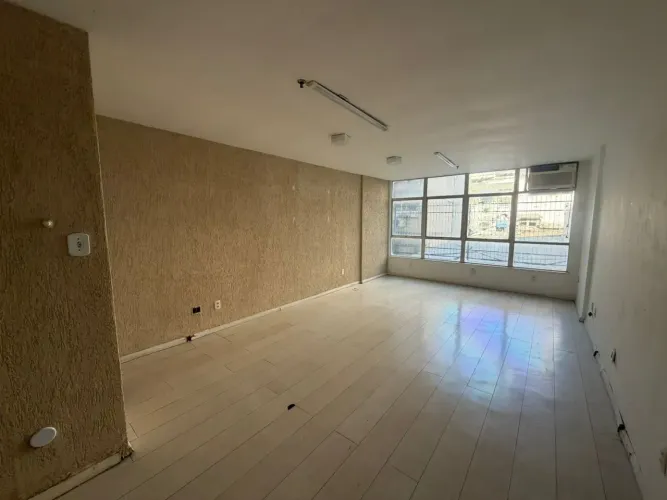 Imóvel para venda possui 45 metros quadrados em Centro - Niterói - RJ