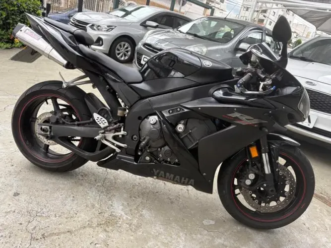 YAMAHA YZF R1 1000 cc 2006 com 172 cv