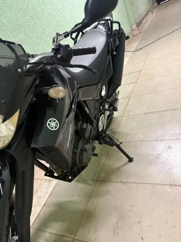 VENDO OU TROCO POR CARRO YAMAHA/XT 660R 2012/2013