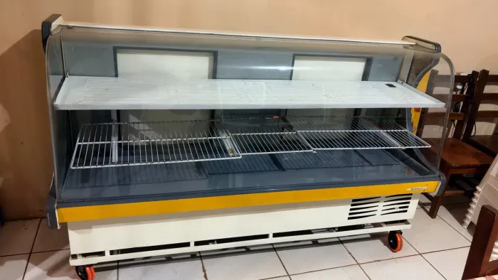 Balcão frio expositor