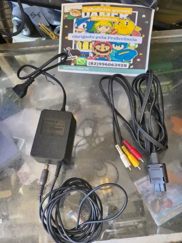 Fonte bivolt e Cabo av originais de super Nintendo