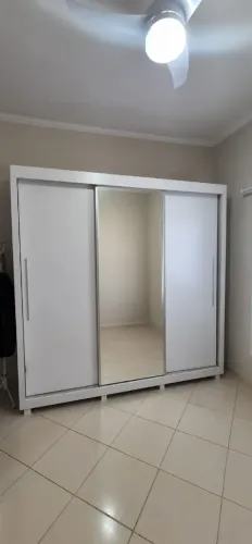 Guarda roupas