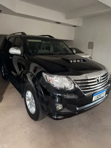 Toyota Hilux SW4 SRV D4-d 4X4 3.0 TDI Dies. AUT 2013