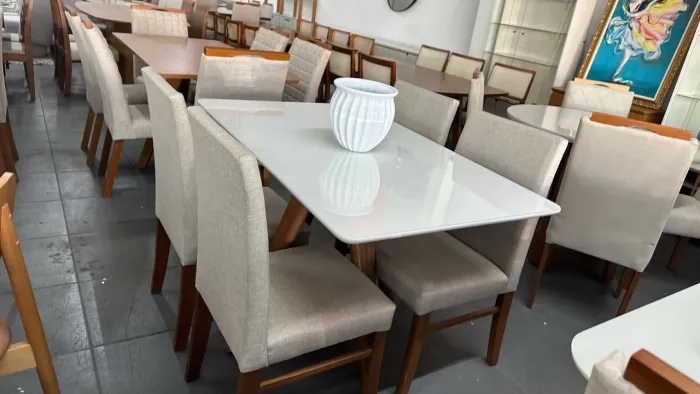 Mesa de jantar madeira pronta entrega 