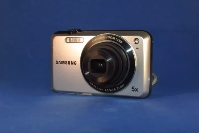 Samsung ES68 Com acessorios e caixa