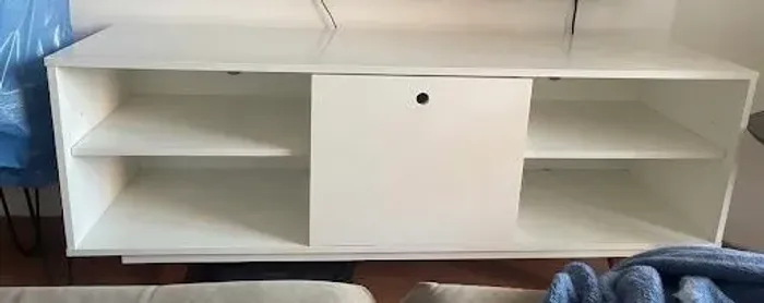 Rack branco para sala