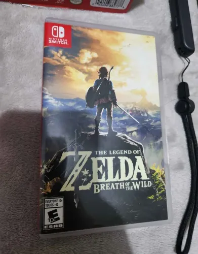 Nintendo Switch V2 + Zelda BOTW