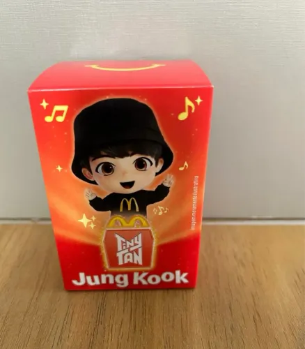boneco jung kook mcdonald's , novo