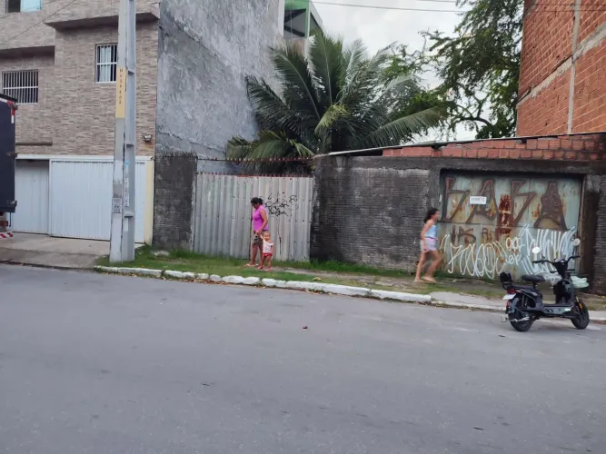 Terreno para venda na AV.  Professor José dos Anjos, Arruda-Recife