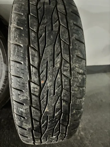 Pneu 215 60 r17