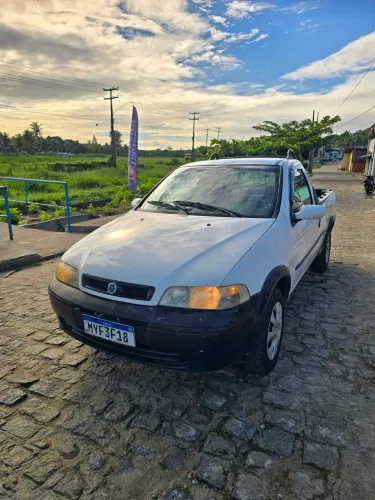 Fiat Strada Working 1.5 MPI 8V CE (álcool) 2002