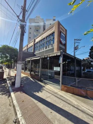 Imóvel para aluguel com 200 metros quadrados em Jardim Camburi - Vitória - ES