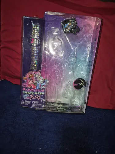 Caixa monster high 
