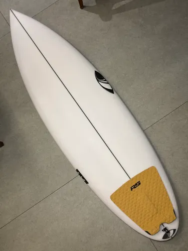 Prancha de surf sharpeye #77