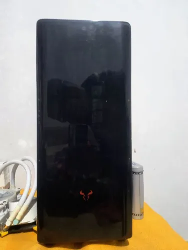 Gabinete Mid Tower
