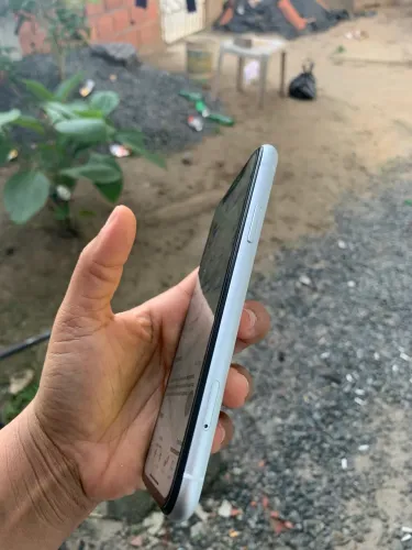 iPhone XR 64Gb